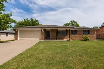 722 Foster Ln, Canyon, TX